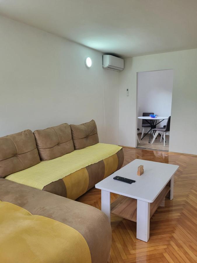 הרצג-נובי Apartment Novi Central מראה חיצוני תמונה
