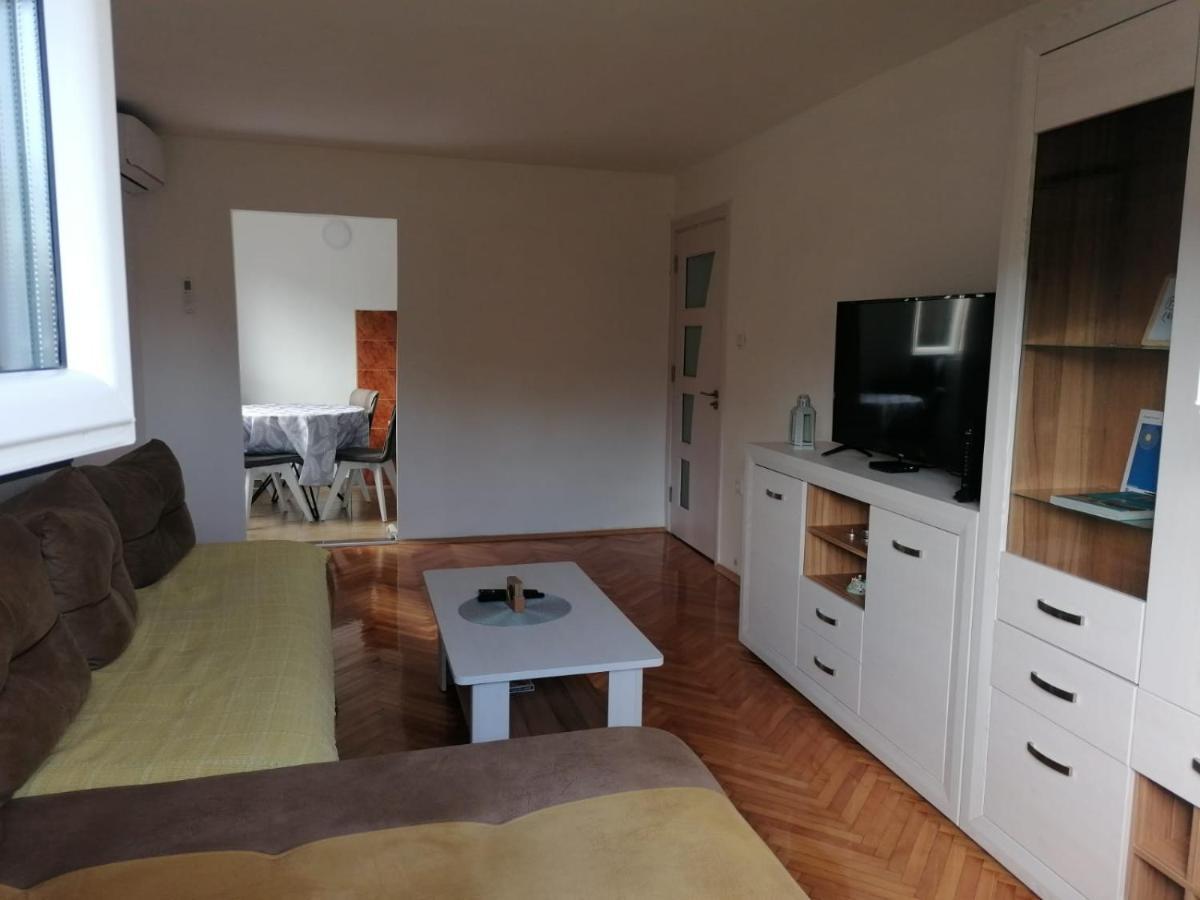 הרצג-נובי Apartment Novi Central מראה חיצוני תמונה