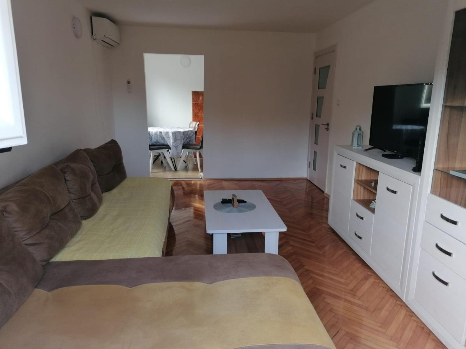 הרצג-נובי Apartment Novi Central מראה חיצוני תמונה
